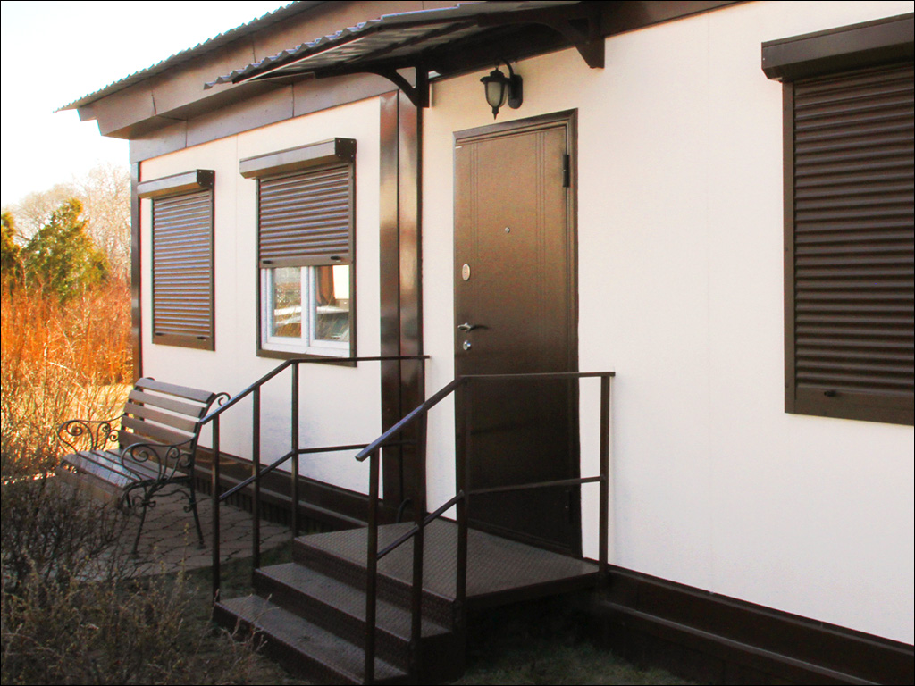 door_entrance_metal_optim_4