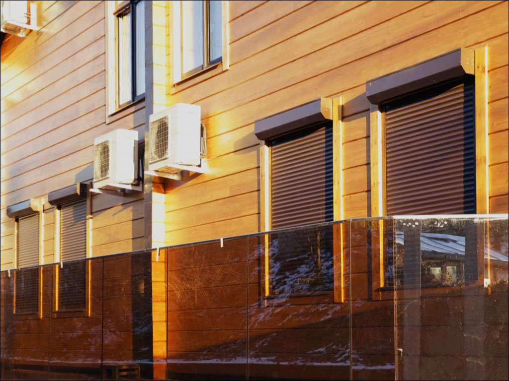 the_shutters_of_the_window_pansamantala_profile_rh41n_5